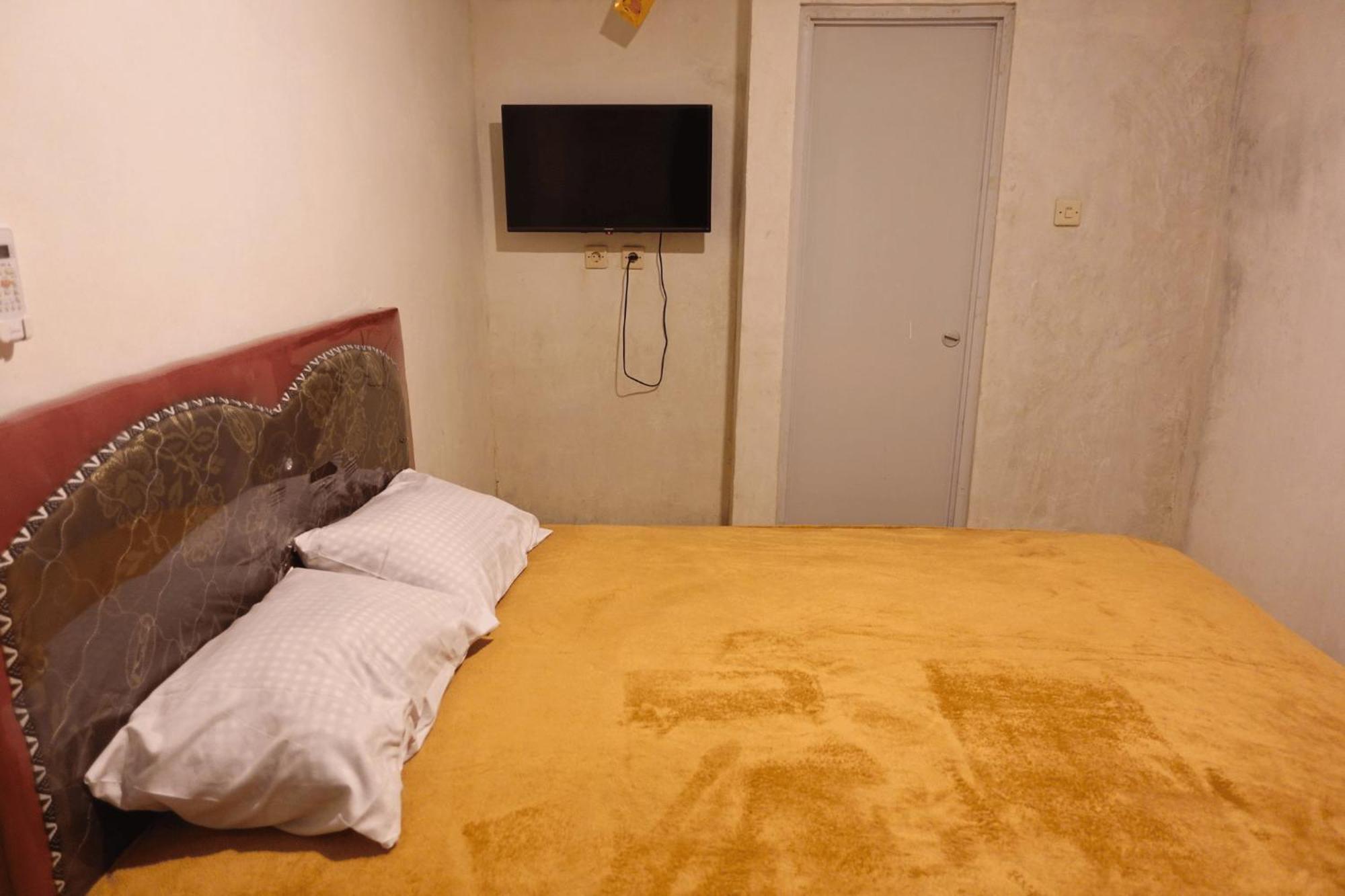 Mayeka Transit Hostel Bandara Internasional Lombok 프라야 외부 사진